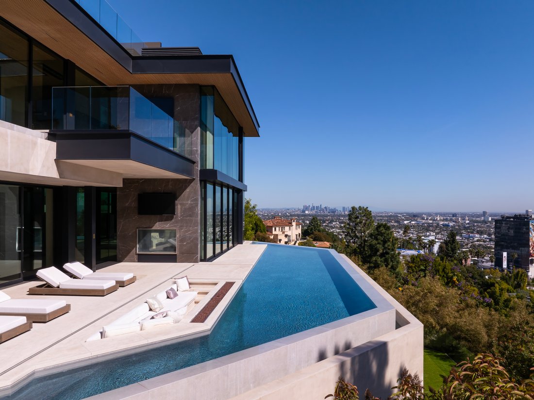 Estate in Los Angeles, California, United States 2 - 17427392