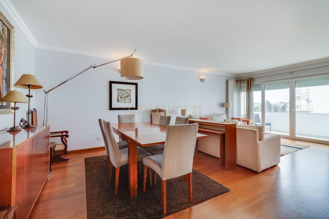 Apartment in Carnide, Lisbon, Portugal 3 - 17425505