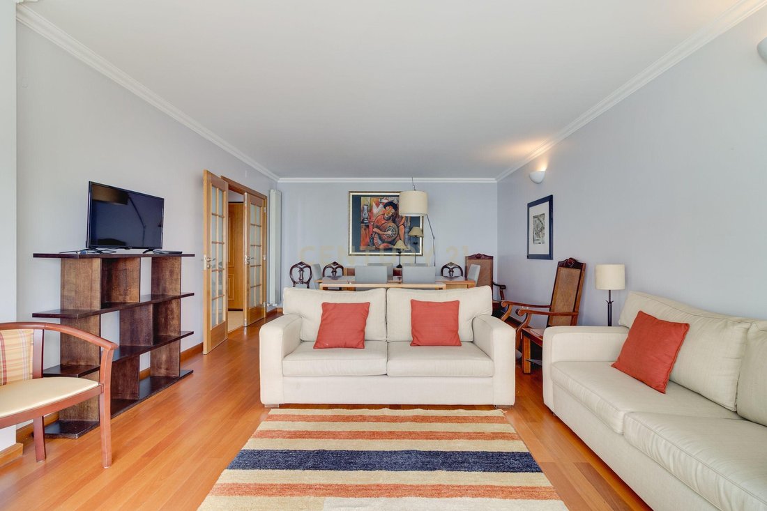 Apartment in Carnide, Lisbon, Portugal 5 - 17425505