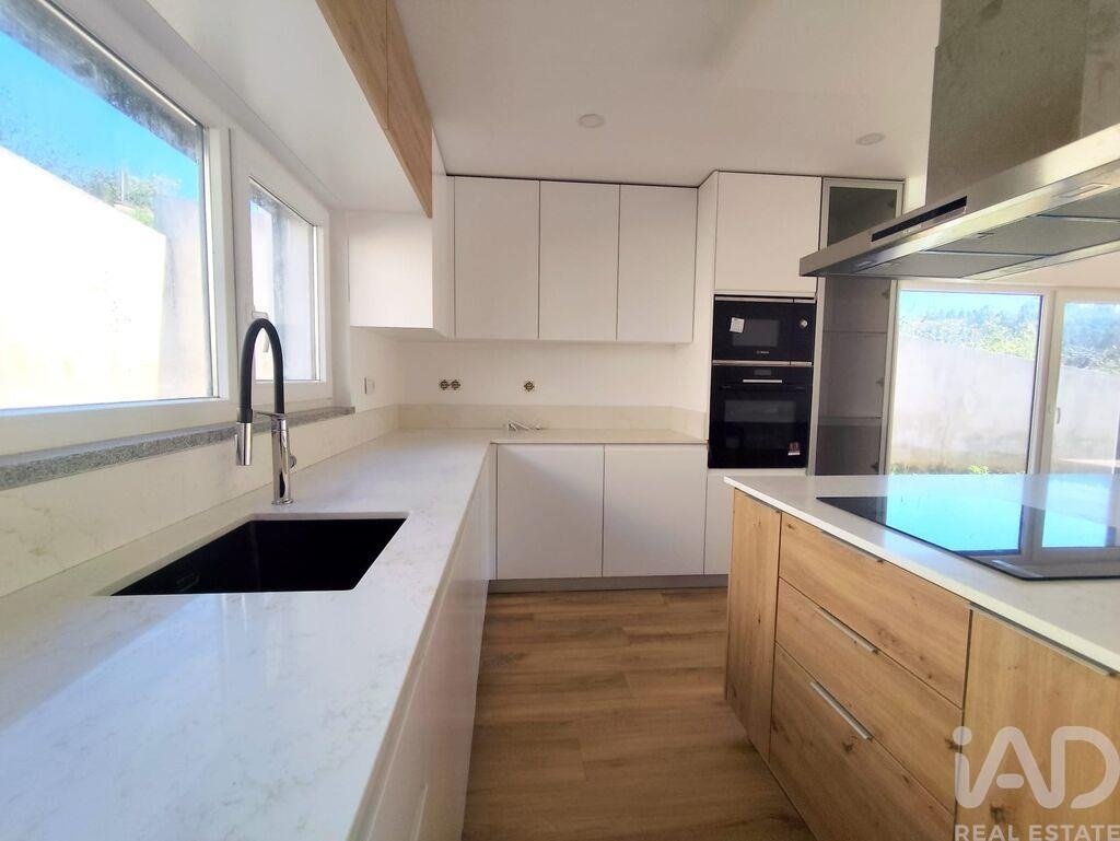 Townhouse in Cadaval e Pero Moniz, Lisbon, Portugal 3 - 14620272