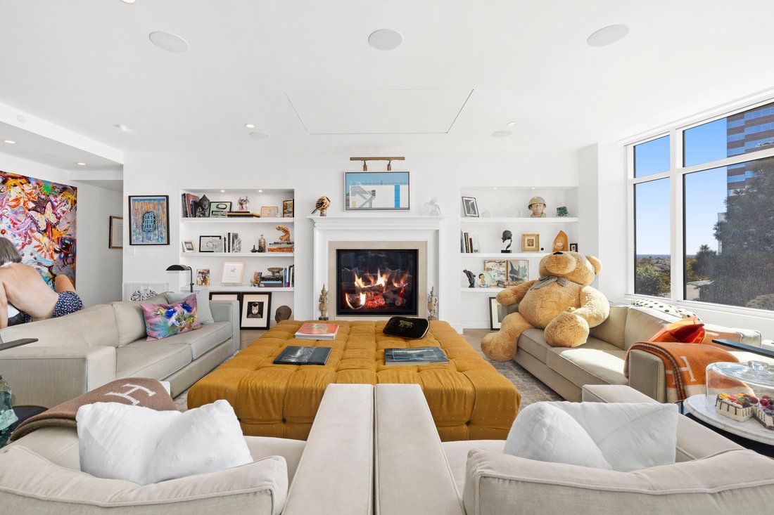 Condo in Los Angeles, California, United States 4 - 17427536