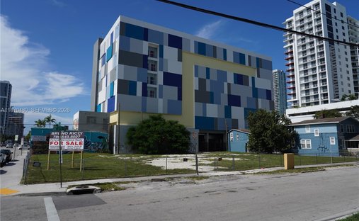 Land in Miami, Florida, United States 1