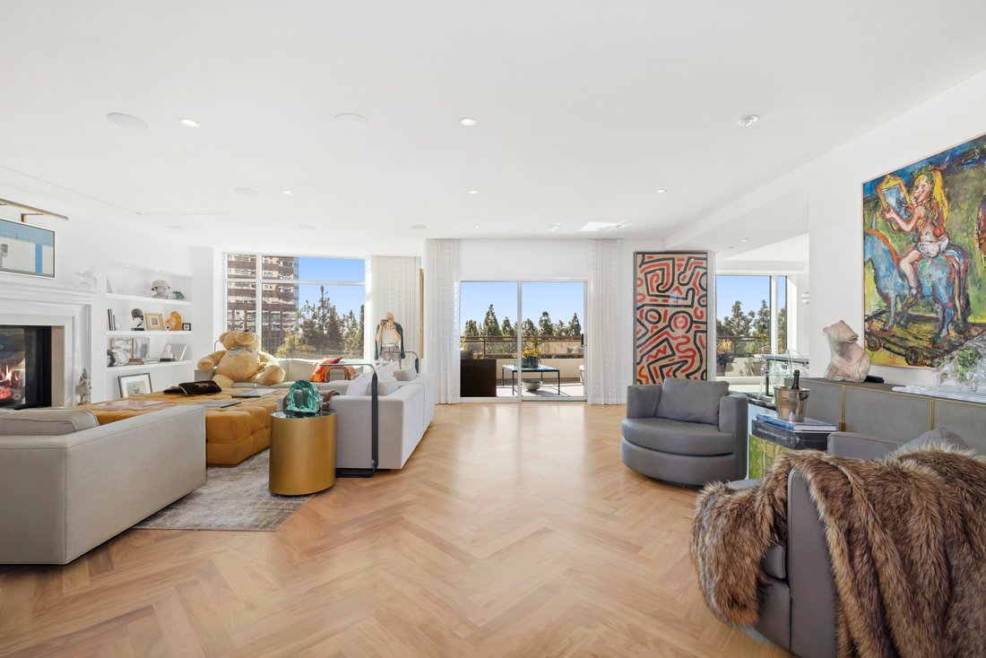 Condo in Los Angeles, California, United States 5 - 17427536