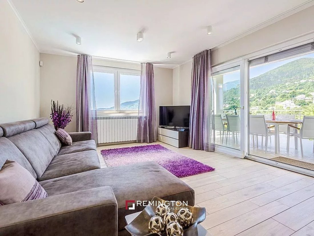 Villa in Grad Opatija, Primorje-Gorski Kotar County, Croatia 3 - 15515008