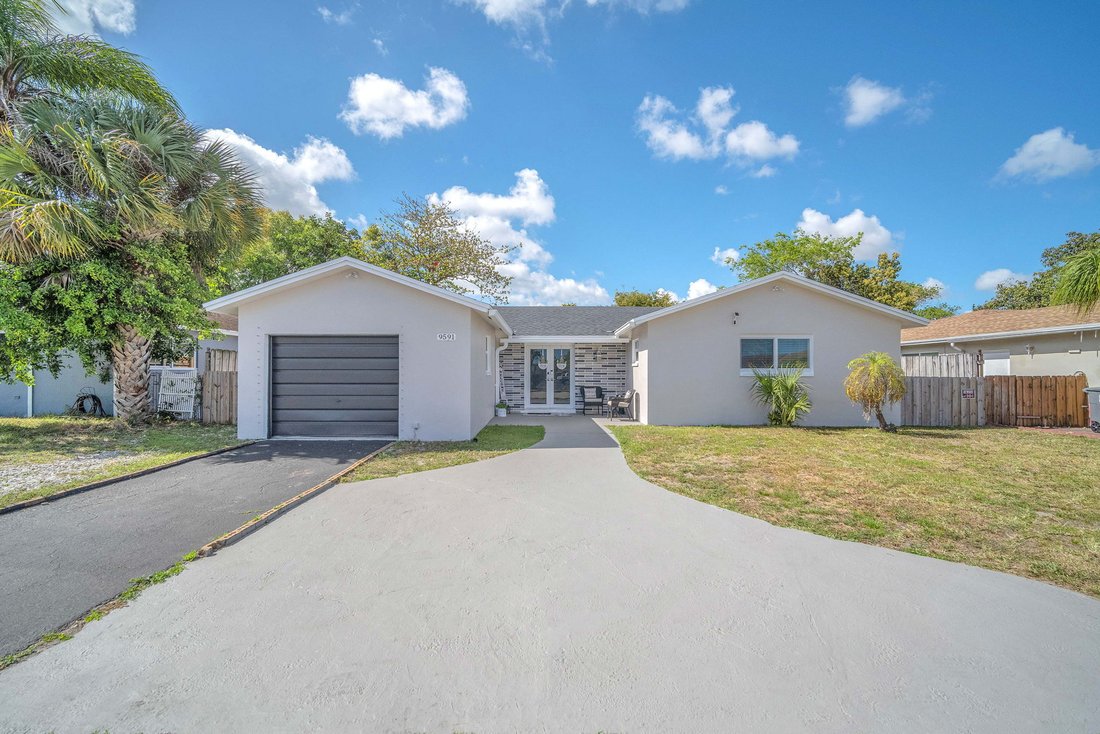 Boca Raton, Florida, United States 1 - 17427273