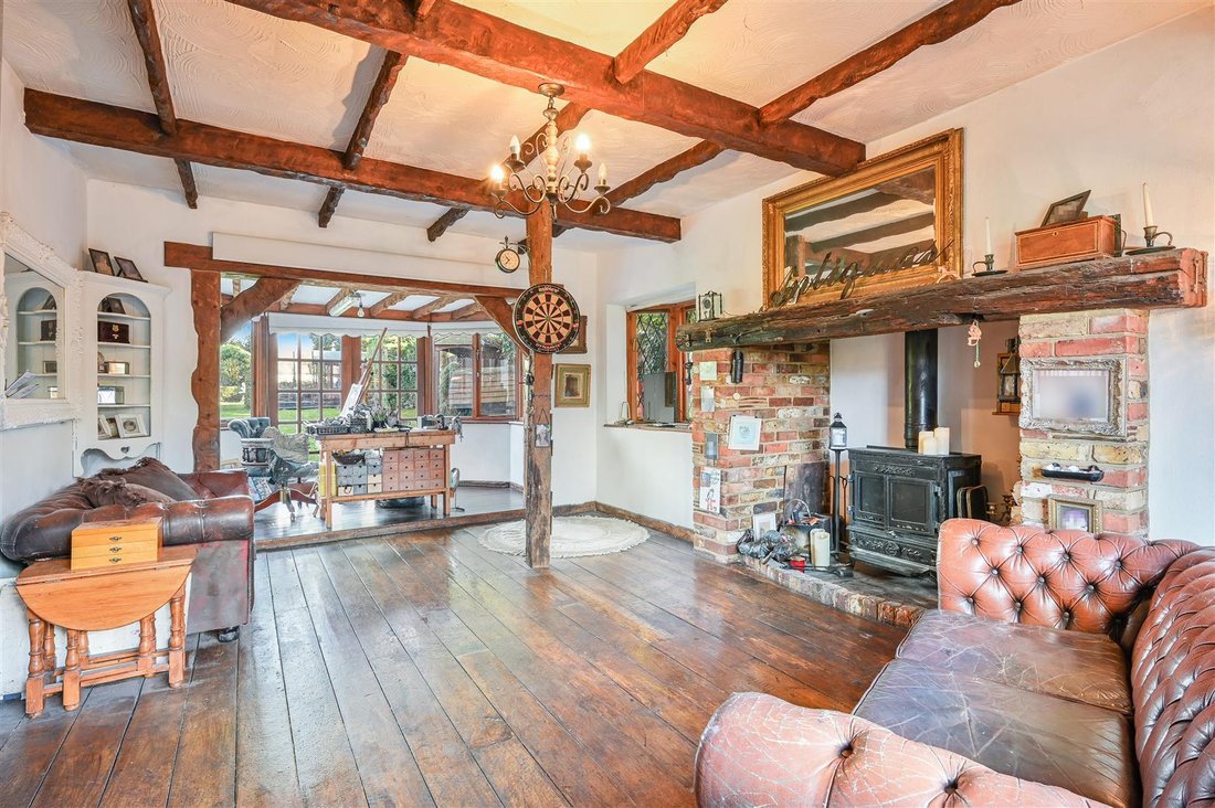 House in Epsom, England, United Kingdom 2 - 17427393