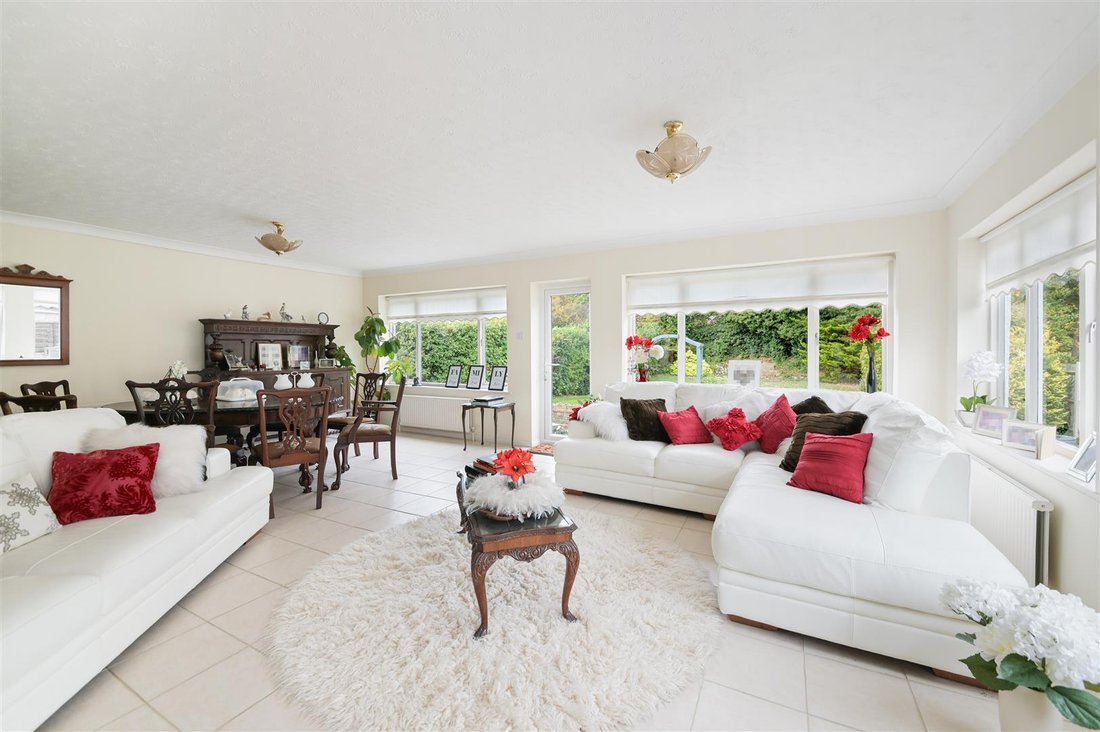 House in Epsom, England, United Kingdom 2 - 17427527