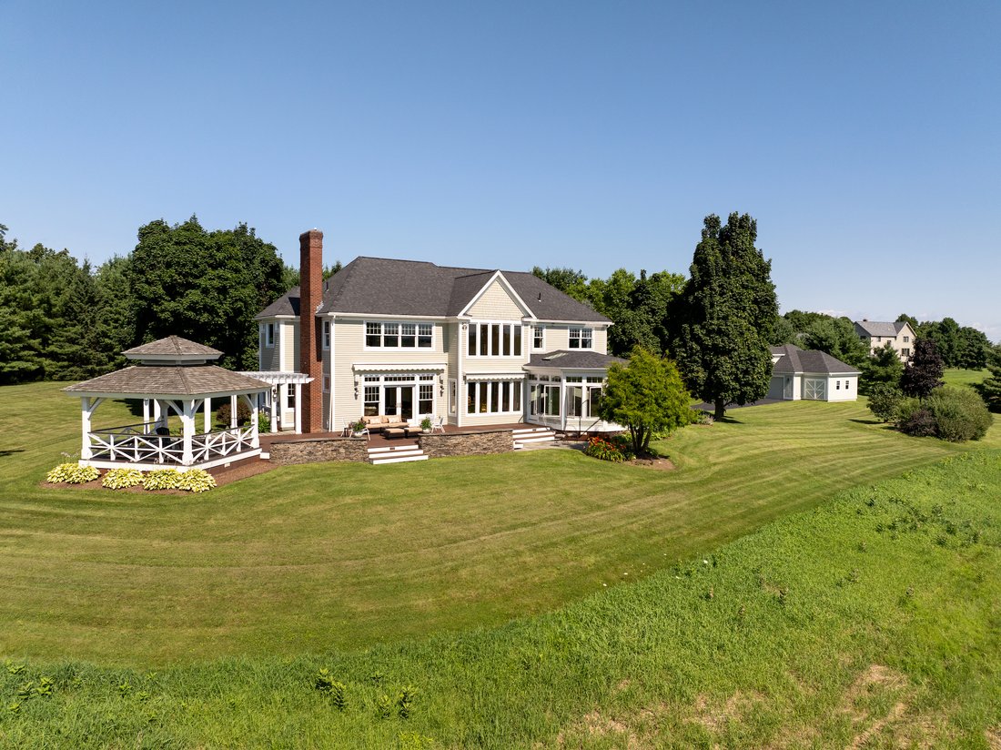 House in Shelburne, Vermont, United States 2 - 17428596