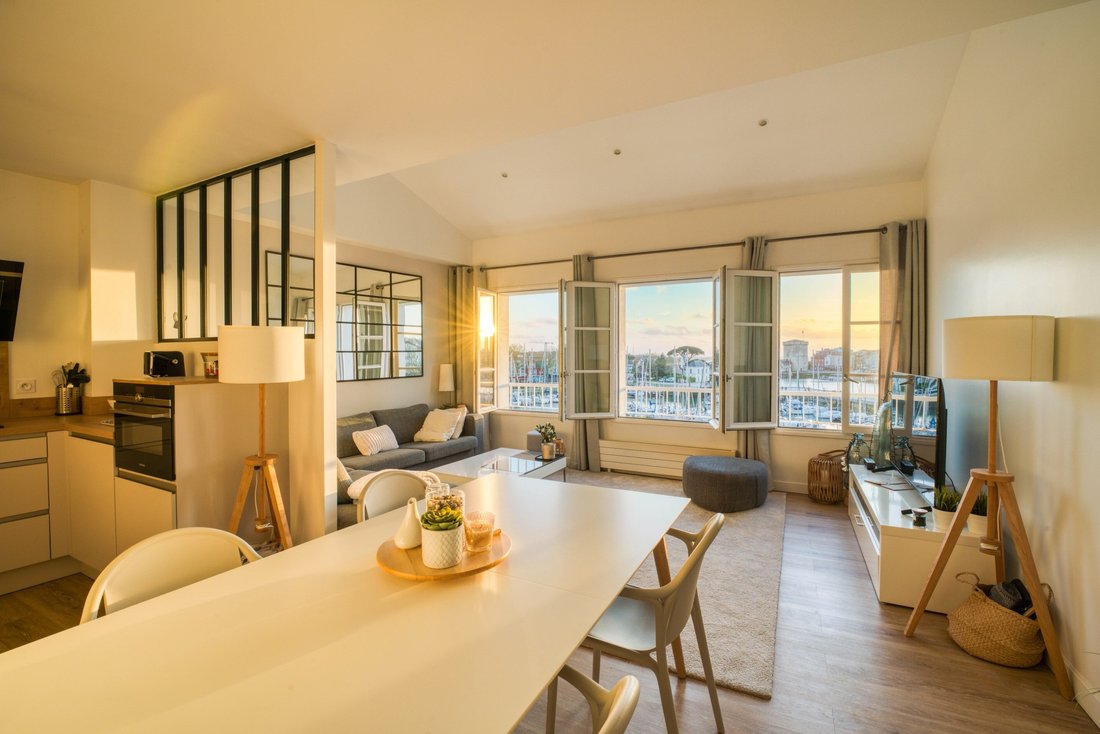 Apartment in Centre Ville, La Rochelle, France 1 - 17428393