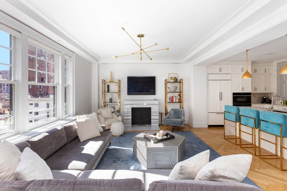 Co Op in New York, New York, United States 2 - 17428537