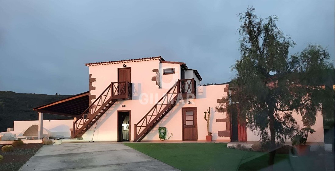 Villa in Guia de Isora, Canary Islands, Spain 2 - 17431156