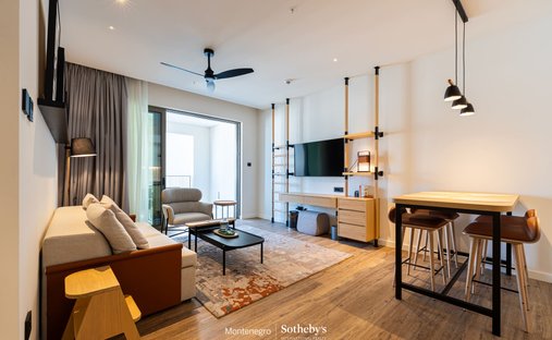 Apartment in Tivat, Tivat Municipality, Montenegro 1