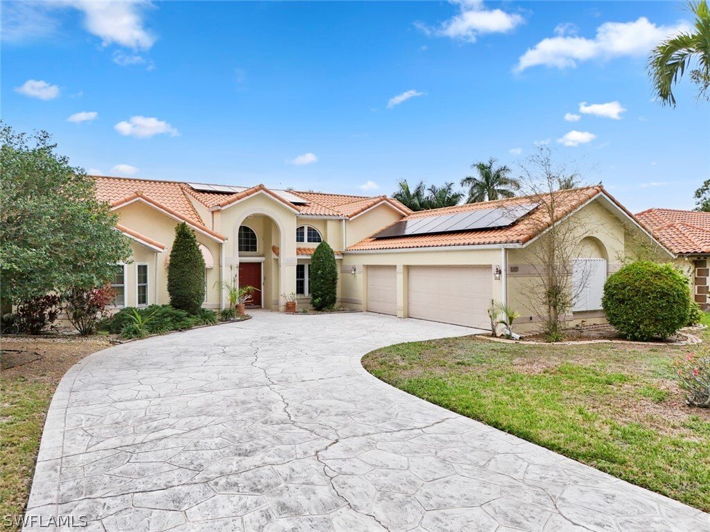 House in Naples, Florida, United States 3 - 17430633