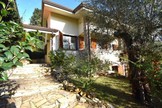 Villa in Massarosa, Tuscany, Italy 1 - 17429112
