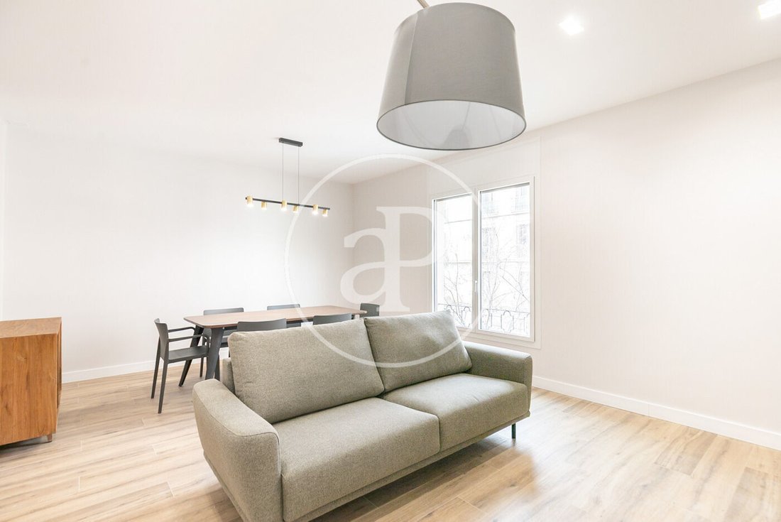 Apartment in Eixample, Barcelona, Spain 2 - 17394388