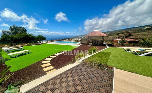 Villa in Guia de Isora, Canary Islands, Spain 1