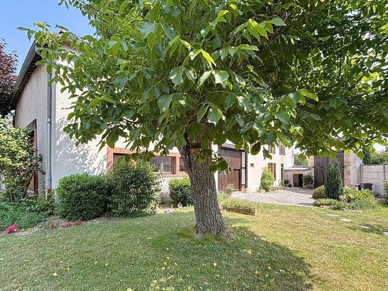 Maison à Villers-aux-Nœuds, Grand Est, France 1 - 17429861