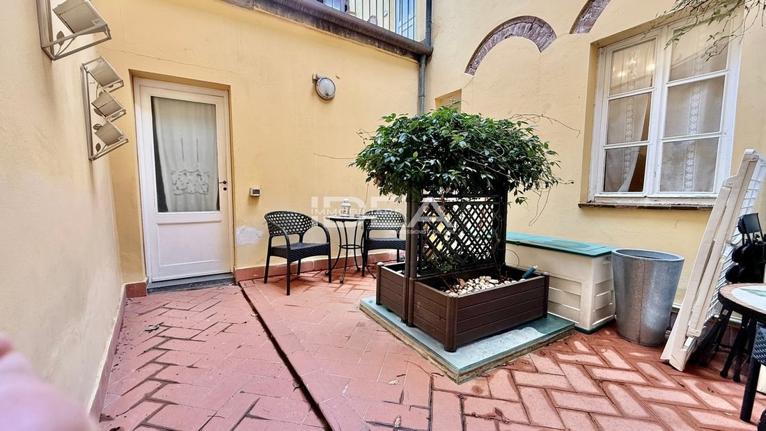 Apartment in Historic Center, Lucca, Tuscany 5 - 17431619