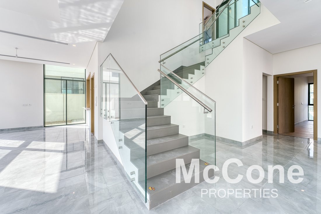 Villa in Jebel Ali Village, Dubai, United Arab Emirates 3 - 17429485