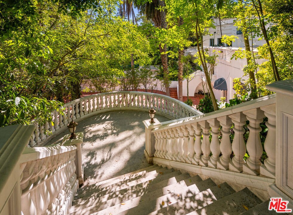House in Los Angeles, California, United States 4 - 17428760