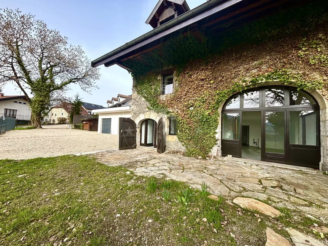 House in Villy-le-Pelloux, Auvergne-Rhône-Alpes, France 3 - 16491753