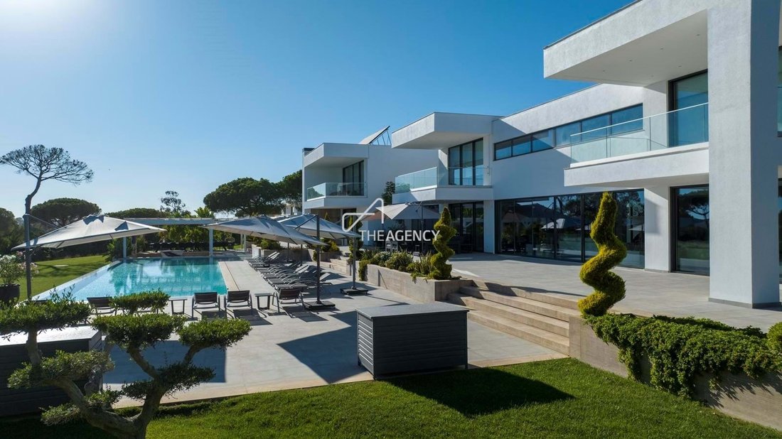 Villa in Vilamoura, Quarteira, Algarve 1 - 17430225