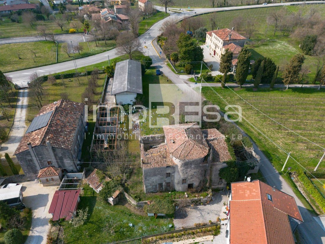 Land in Godega di Sant'Urbano, Veneto, Italy 5 - 17432378