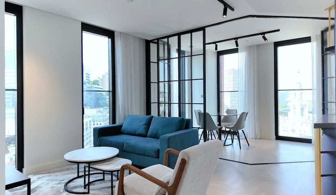 Apartment in EC2, England 4 - 17429018