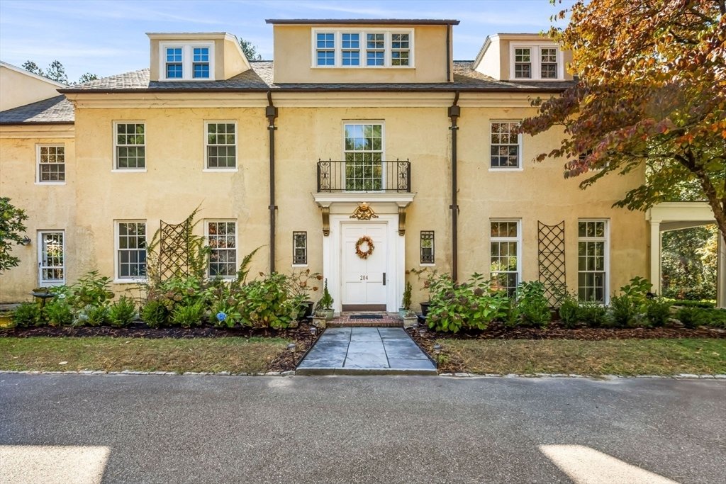 House in Millis, Massachusetts, United States 2 - 17429285