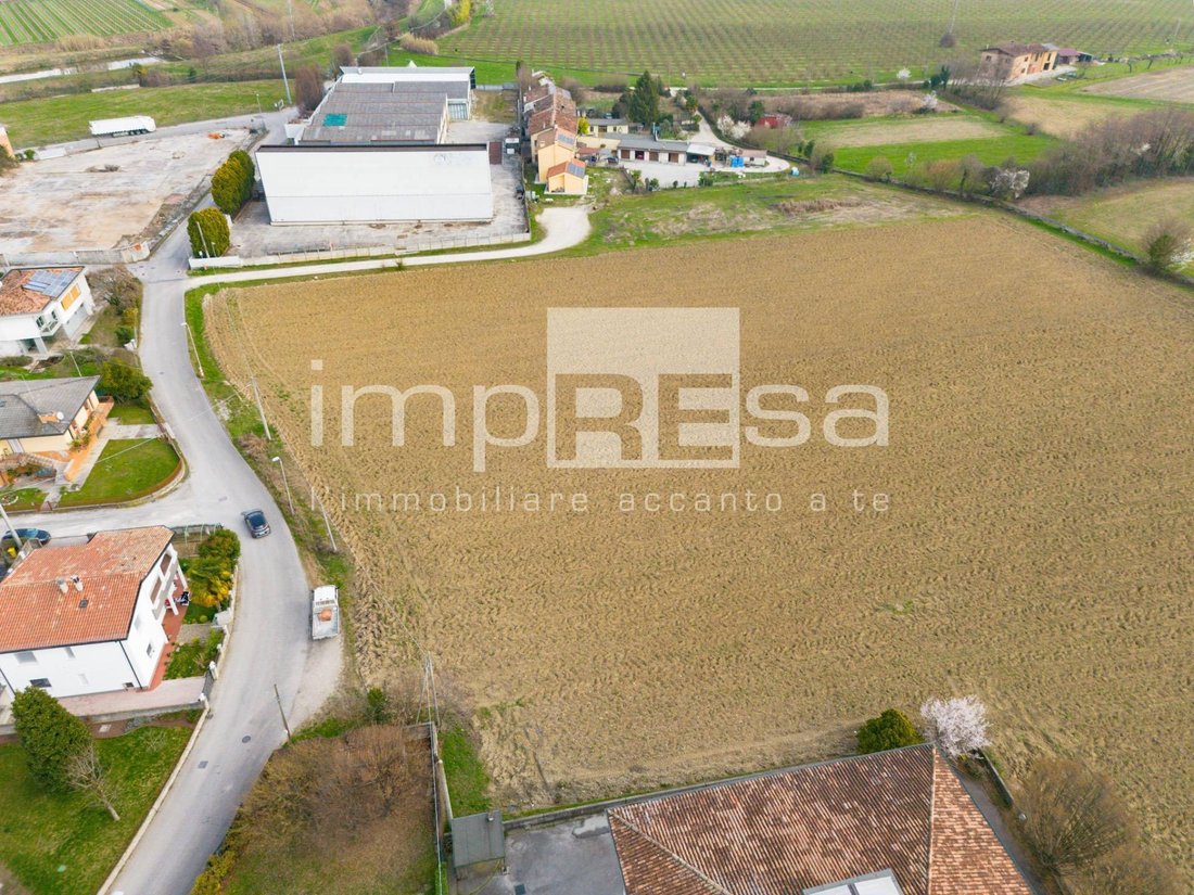 Land in Santa Lucia di Piave, Veneto, Italy 4 - 17432388