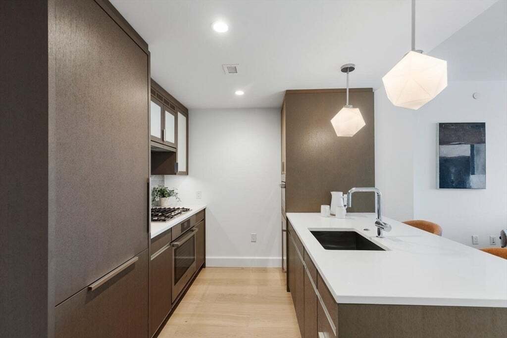 Condo in Boston, Massachusetts, United States 2 - 17429118