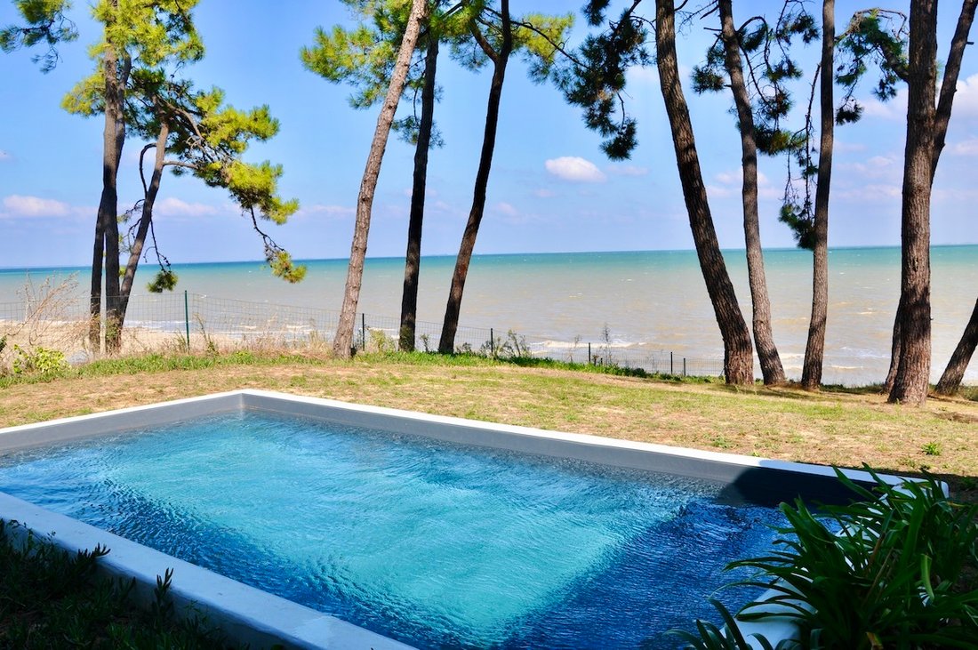 House in Rivedoux-Plage, Nouvelle-Aquitaine, France 1 - 17429383
