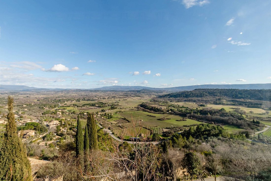 House in Gordes, Provence-Alpes-Côte d'Azur, France 2 - 17431597