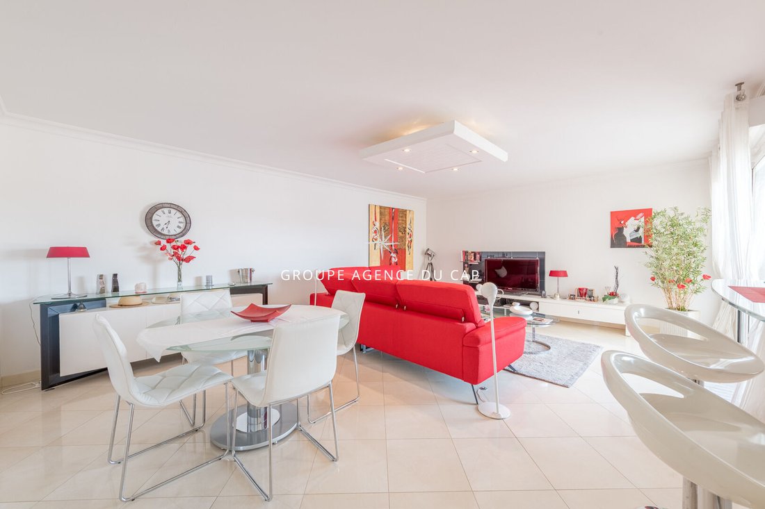 Apartment in Iscles, Saint-Raphaël, France 1 - 17431881