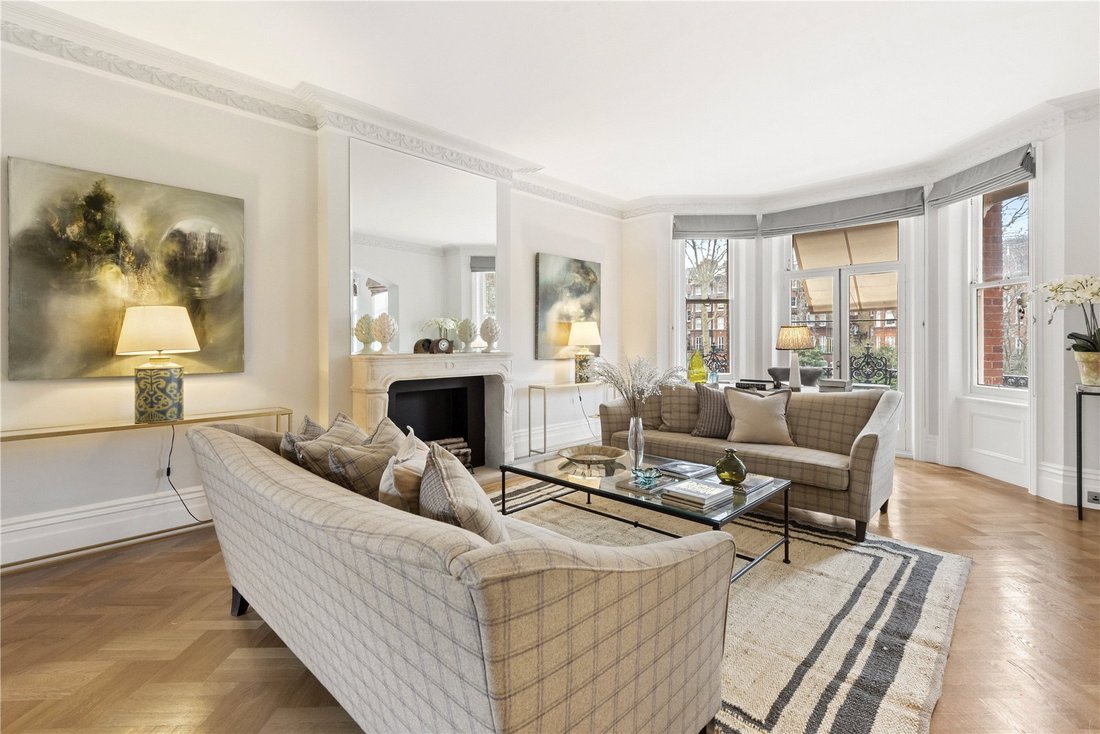 Apartment in Earls Court, Kensington And Chelsea, England 1 - 17429628
