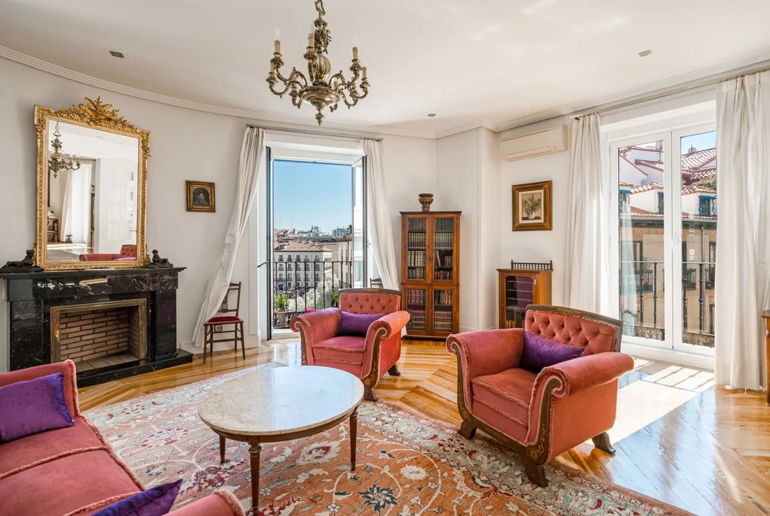 Apartment in Centro, Madrid, Spain 2 - 17429174
