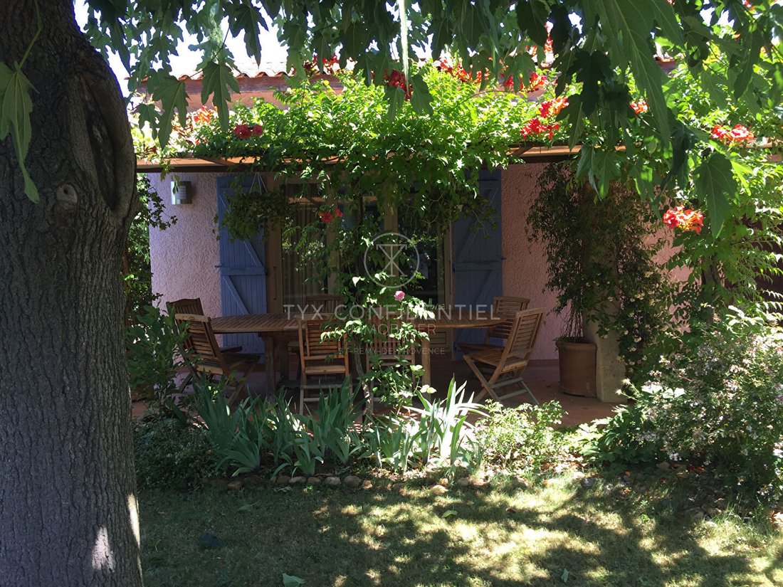 Villa in Saint-Rémy-de-Provence, Provence-Alpes-Côte d'Azur, France 1 - 17431826