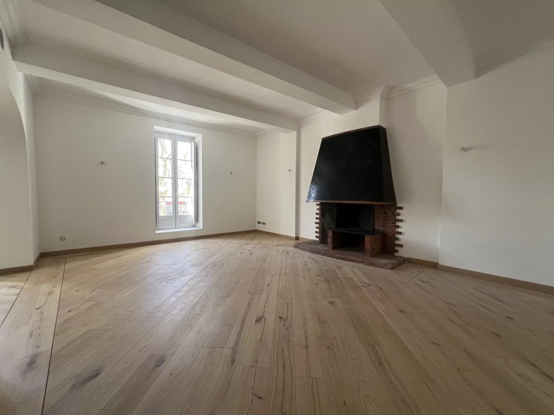 Apartment in Beaucaire, Nimes, France 5 - 17430696
