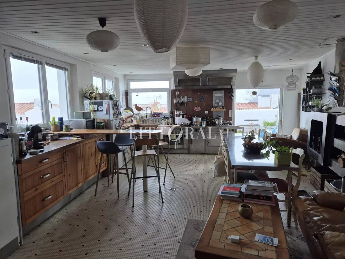 House in Sud Est, Ile d'Yeu, France 2 - 17431725
