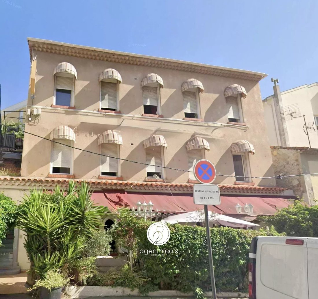 Saint-Laurent-du-Var, Provence-Alpes-Côte d'Azur, France 1 - 17431274
