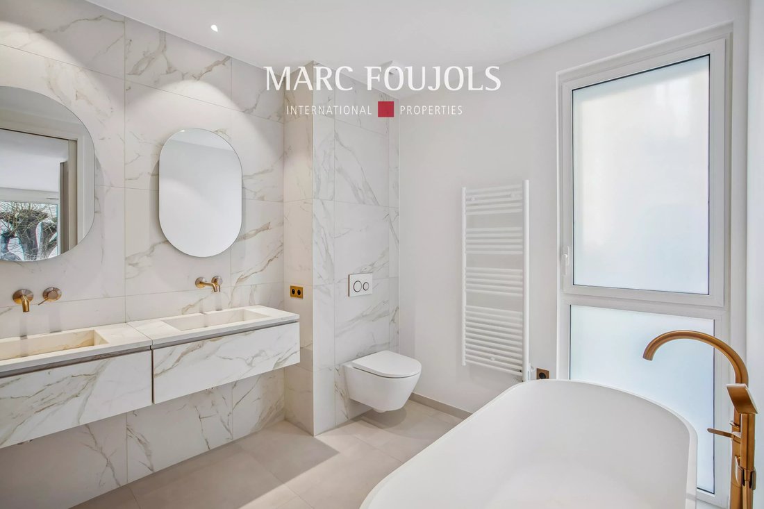 Apartment in Saint Philippe du Roule, Paris 8e Arrondissement, Paris 5 - 17429610