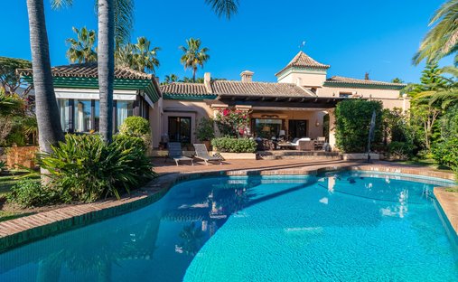 Villa en Elviria-Cabopino, Marbella, España 1