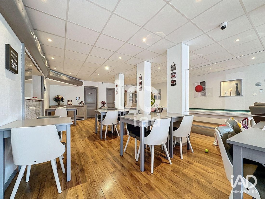 Centre-Marcadieu-Marne, Tarbes, France 3 - 17430525