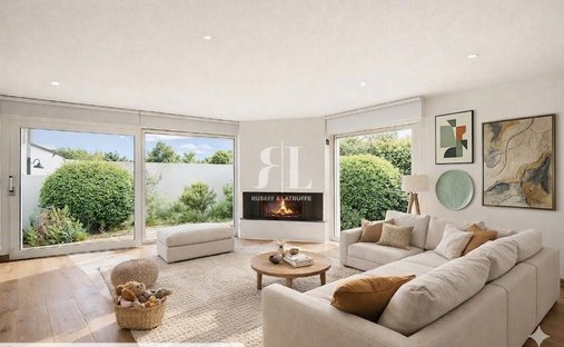House in Quatre Chemins-Quelisoy, Larmor-Plage, France 1