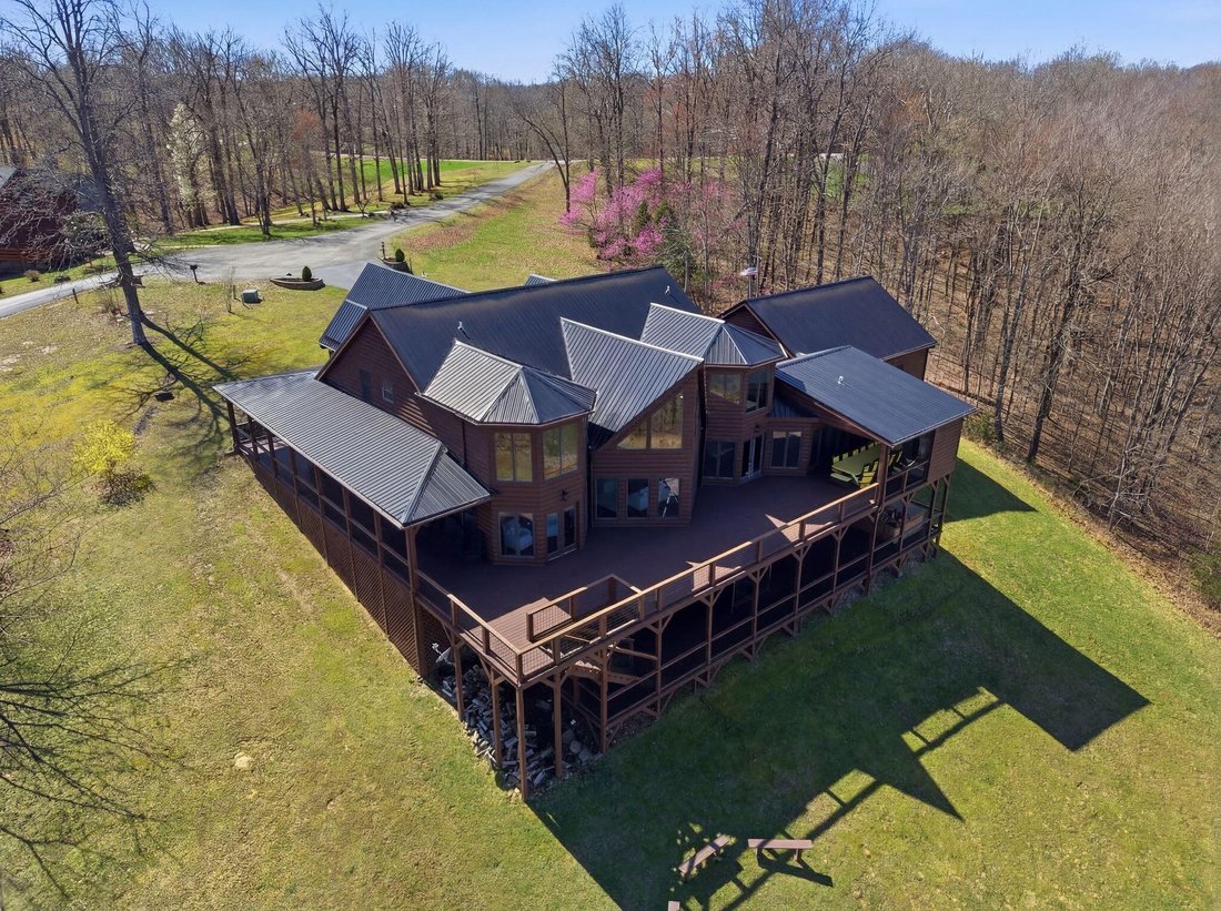 House in Monticello, Kentucky, United States 5 - 17431123