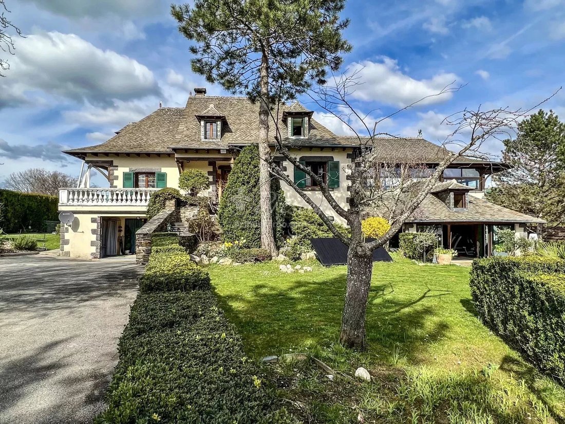 House in Arrondissement of Annecy, Auvergne-Rhône-Alpes, France 1 - 17428754