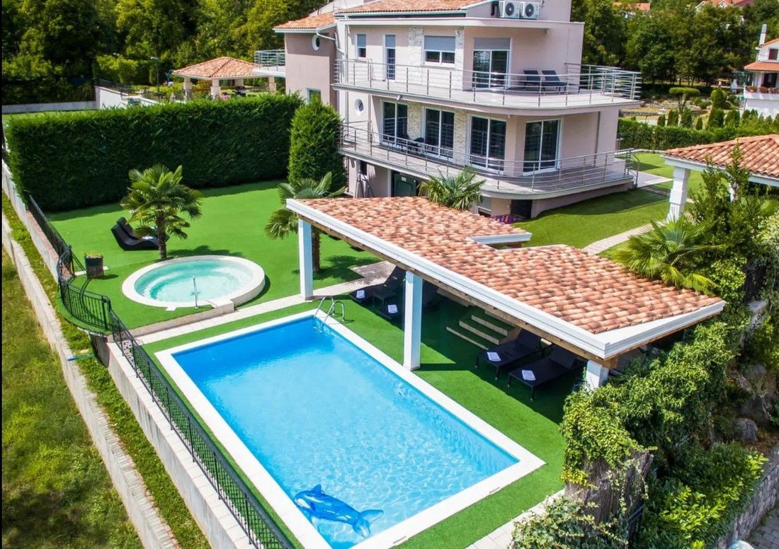 Villa in Grad Opatija, Primorje-Gorski Kotar County, Croatia 1 - 17432197