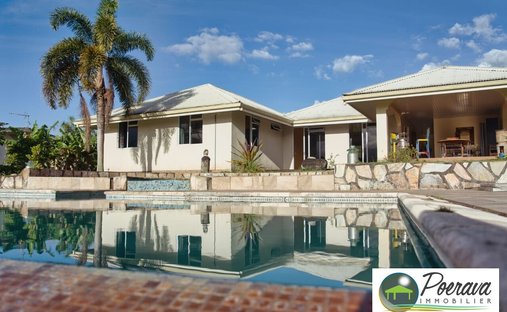 House in Taiarapu-Ouest, Windward Islands, French Polynesia 1