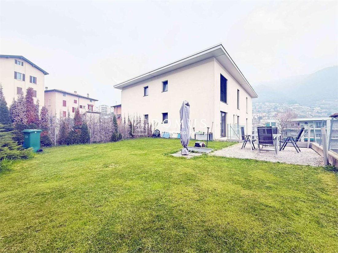 Apartment in Vacallo, Ticino, Switzerland 1 - 17430856
