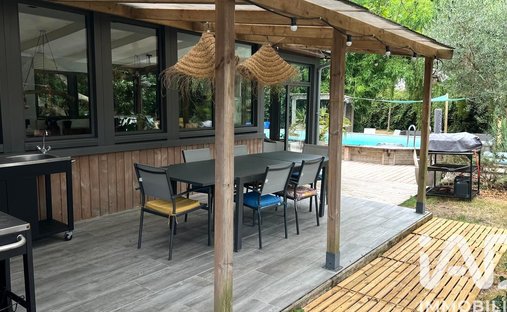 House in L'Houmeau, Nouvelle-Aquitaine, France 1